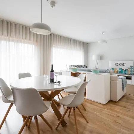 Guestready - Seabreeze Getaway In * Lavra